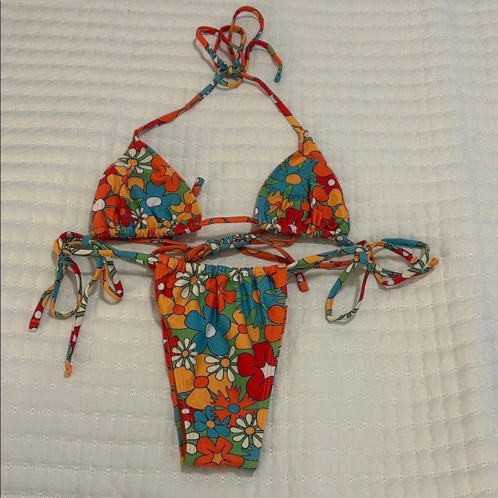 Floral Retro Tie-Side Triangle Bikini - Multicolor